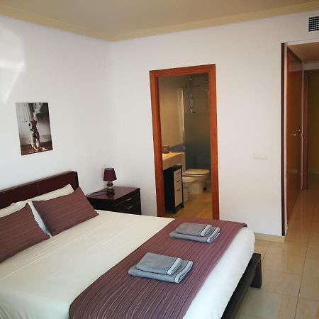 8Beds Vila-Seca Kültér fotó
