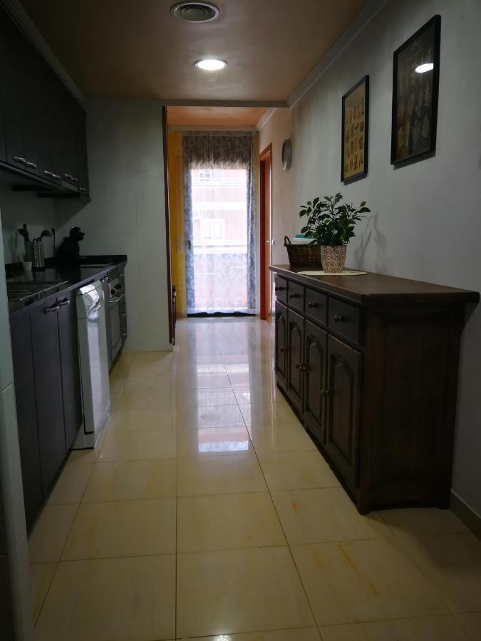 8Beds Vila-Seca Kültér fotó