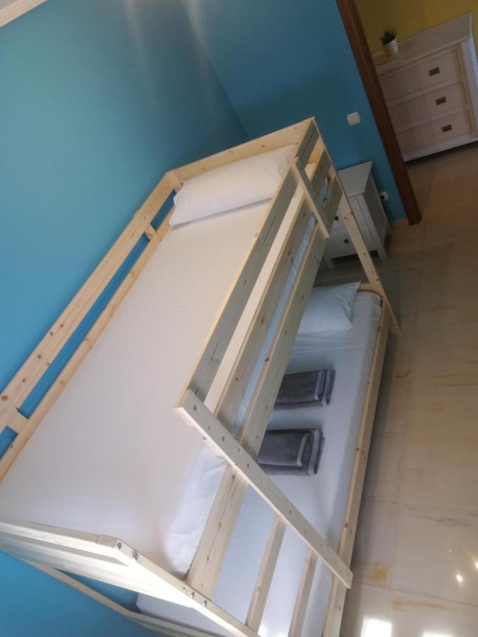 8Beds Vila-Seca Kültér fotó