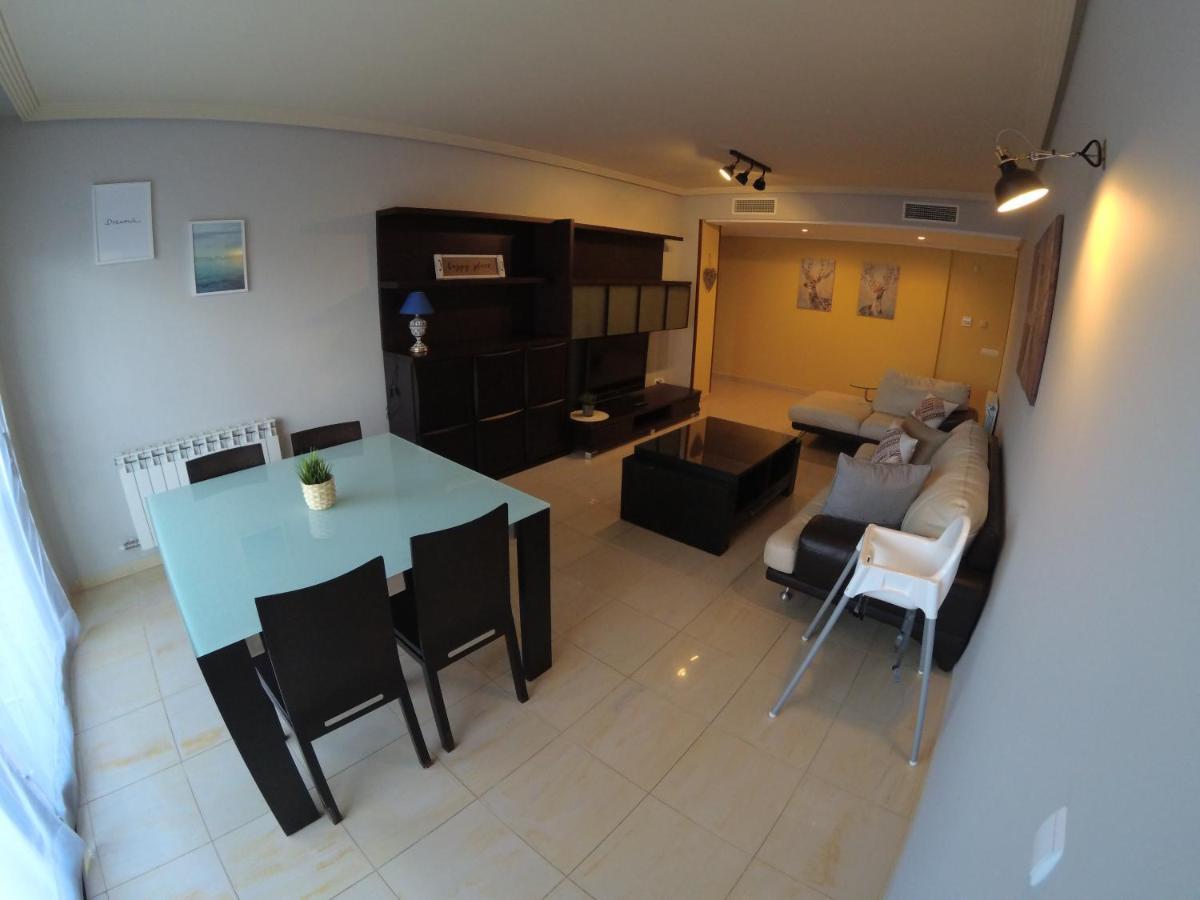 8Beds Vila-Seca Kültér fotó